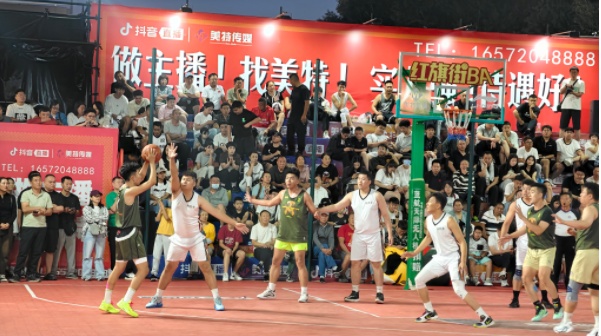 表演更是直, 的精彩篇章, 本场比赛开