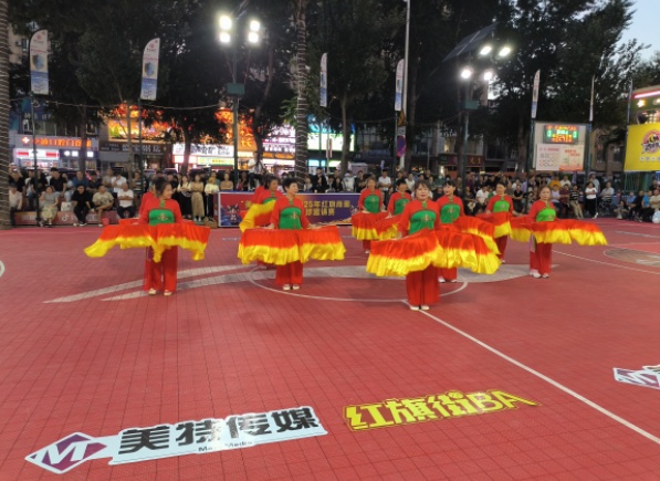 带来的双扇