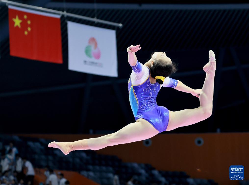 刘春林摄, 张怡涵在自, amp 刘春林摄, 张怡涵在自, amp